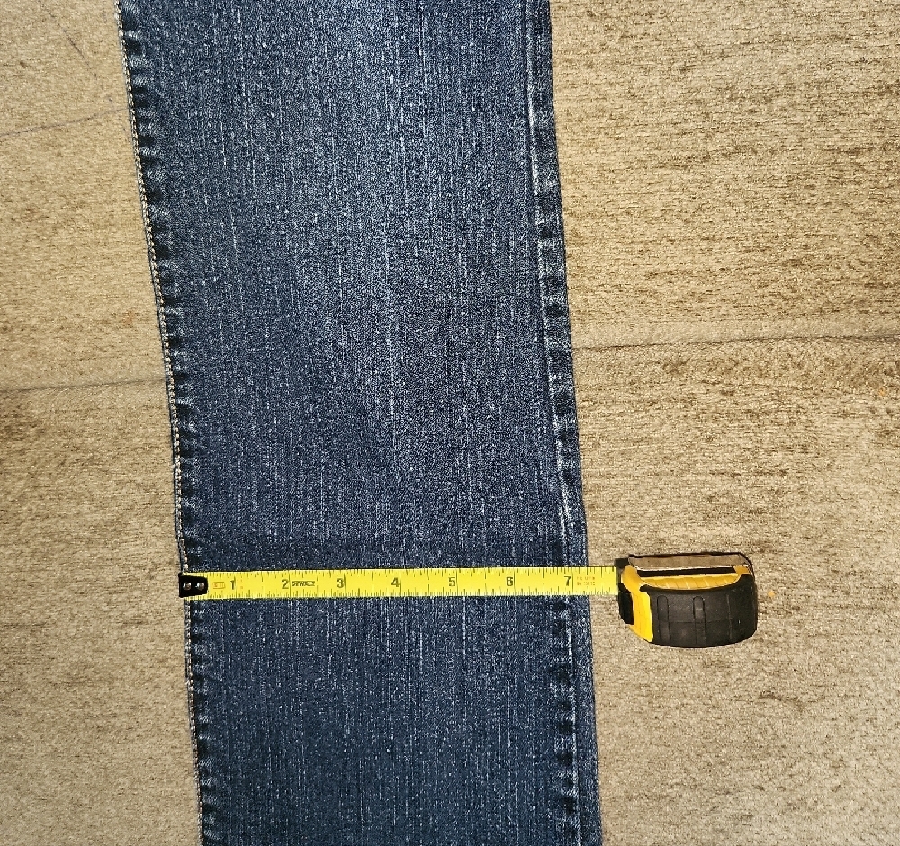 Levi's Dark Blue Straight Leg Women's Jeans - Picture 6 of 7